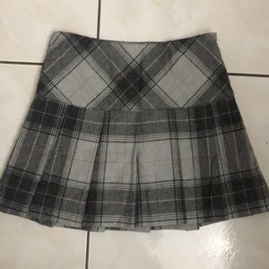 Gap gray plaid skirt